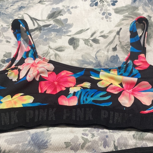 Vs pink swim set 💗 - Picture 3 of 6